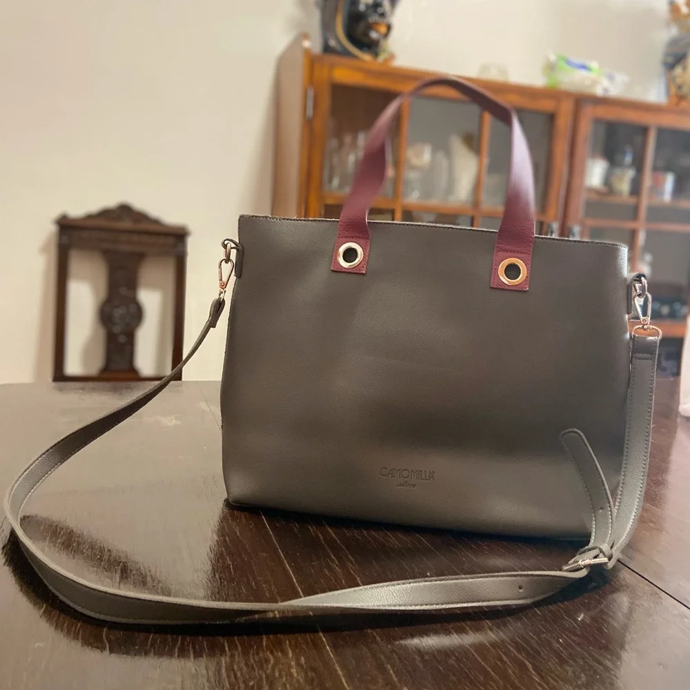 Purse - Picture 1 of 5